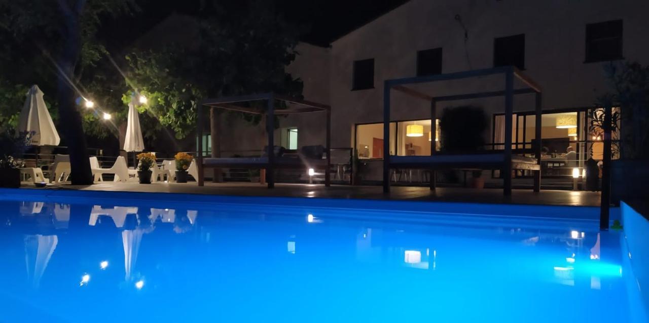 Hostal Sant Roc Монтсени Екстериор снимка
